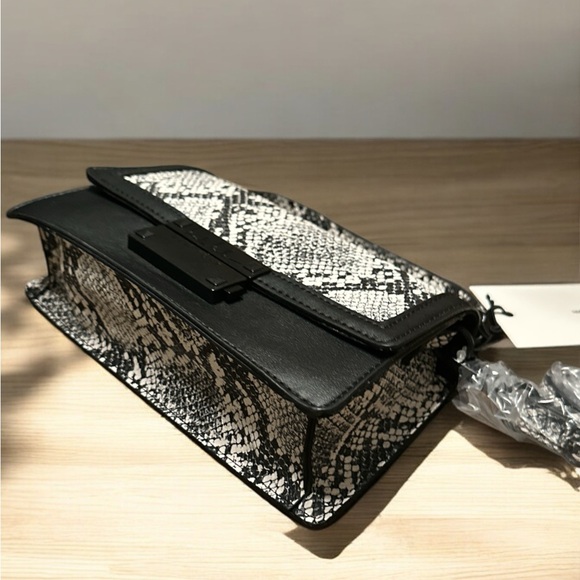 SOLD - Picture 4 of 7